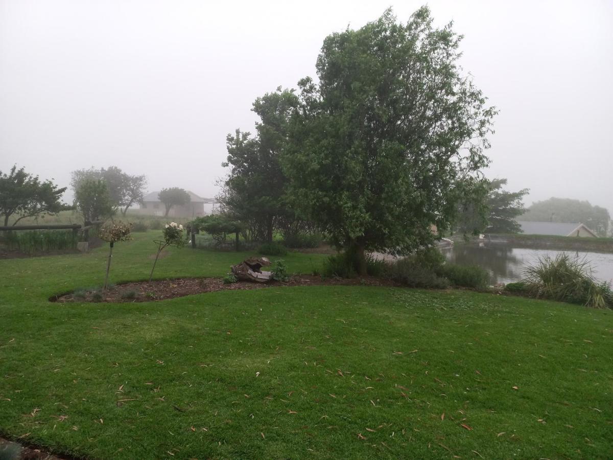 Forellenhof Guest Farm Wakkerstroom Exterior photo